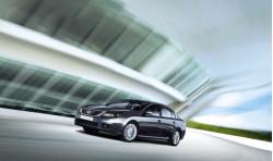 В мае Renault Latitude с выгодой до 220 000 рублей