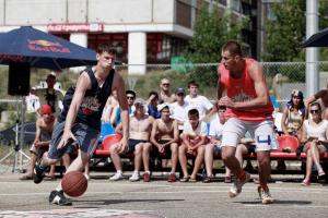 Red Bull King Of The Rock – одно из самых ярких событий мирового стритбола, в 2013 году впервые в России!