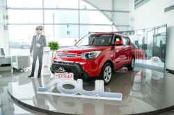 Гости «КИА на Металлургов» преобразились вместе с новым KIA Soul