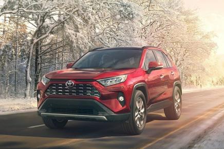 Toyota RAV4 может стать 7-местным 