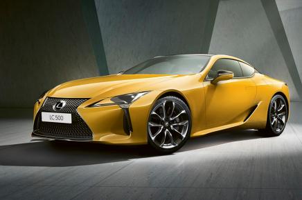 Lexus начал продавать авто за 8 285 000 рублей