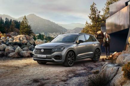 За что автовладельцы полюбили новый Volkswagen Touareg? 