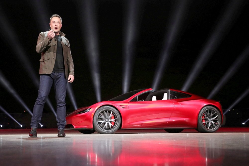Глава Tesla работает над электрокаром, который будет динамичнее любого самого быстрого бензинового автомобиля.