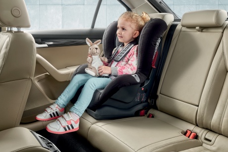 5 правил безопасности детей в автомобиле