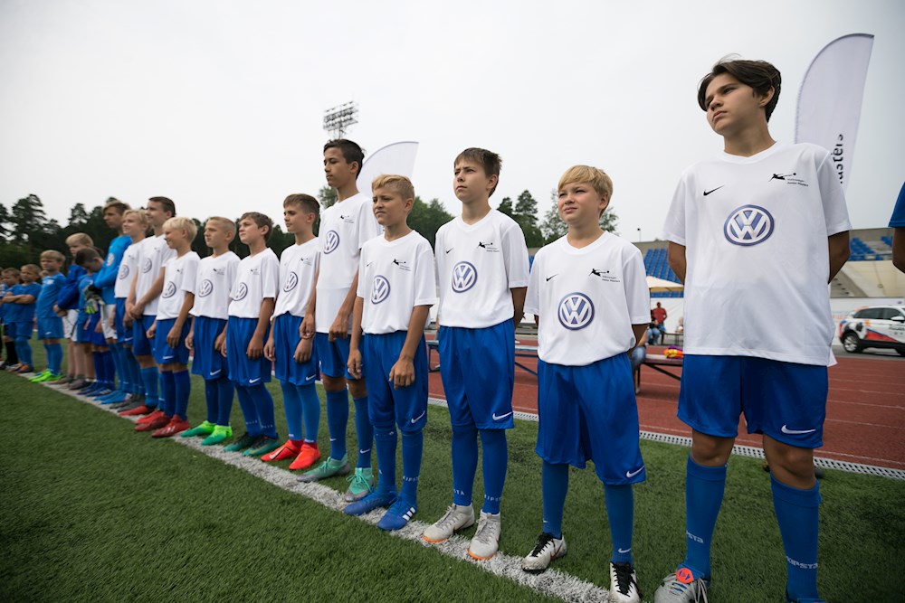 Volkswagen поддерживает детско-юношеский футбол