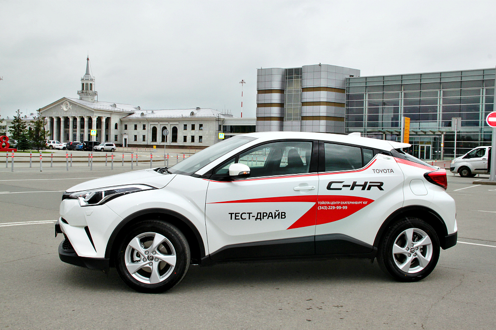 В России из-за производственного дефекта отзывают Toyota C-HR