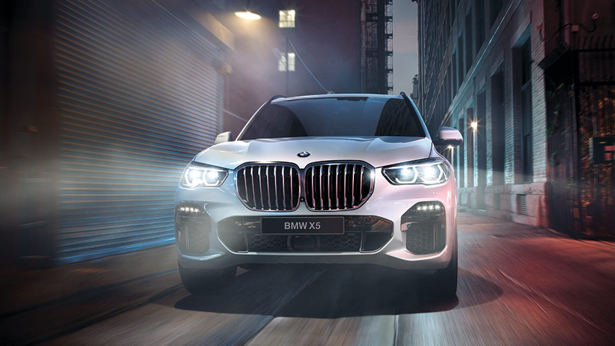 В автосалонах стартовали продажи нового BMW Х5