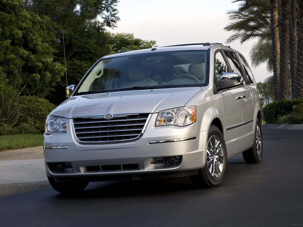 Chrysler Grand Voyager // Дредноут-путешественник - Chrysler - автопортал  pogazam.ru - в е