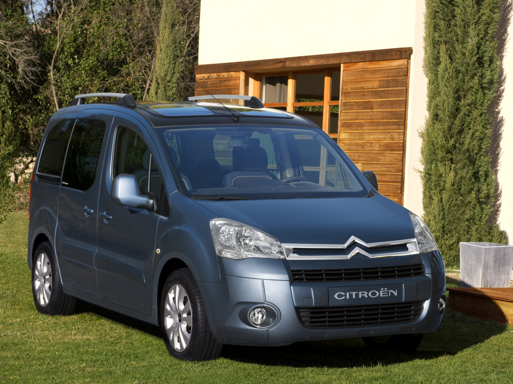 Citroen Berlingo // Легкое решение квартирного вопроса - Citroen -  автопортал pogazam.ru - в е