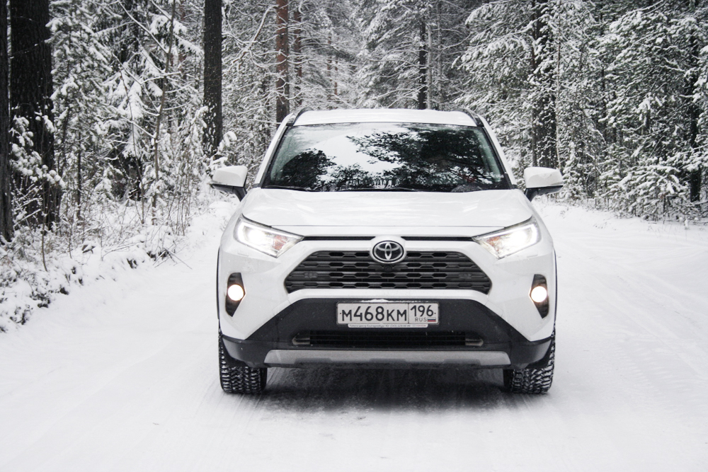 Зона комфорта: Toyota RAV4 меняет представление о полном приводе