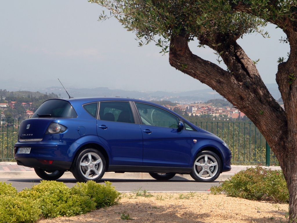 SEAT Toledo // Семейная составляющая - Seat - автопортал pogazam.ru - в е