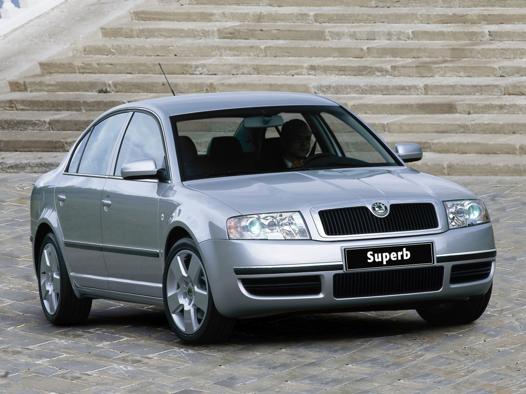 Skoda Superb // Двухмоторный штурмовик - Skoda - автопортал pogazam.ru - в е