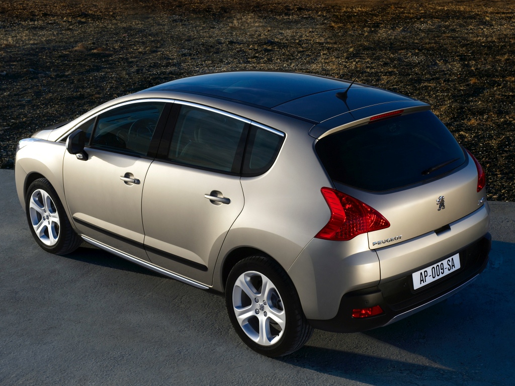 Тест-драйв Peugeot 3008 от журнала 