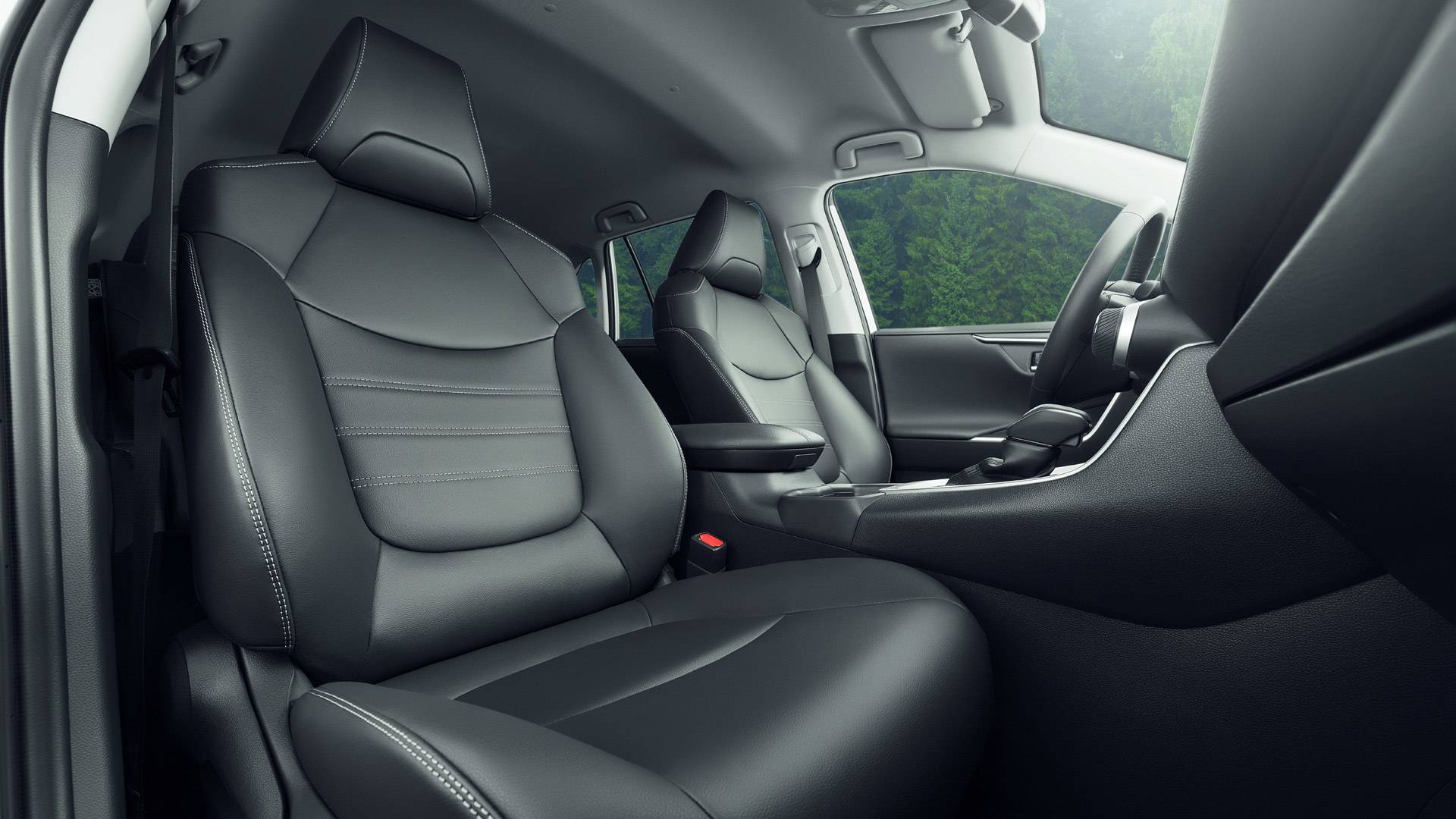 Зона комфорта: Toyota RAV4 меняет представление о полном приводе