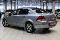 Купить Opel Astra, 2008 года