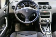 Купить Peugeot 308, 2012 года